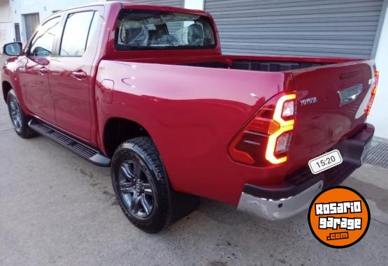 Camionetas - Toyota Hilux Srv  2.8 204 cv 2024 Diesel 0Km - En Venta