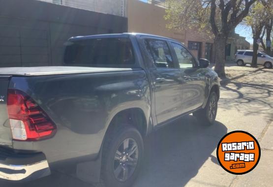 Camionetas - Toyota Hilux 2021 Diesel 43500Km - En Venta