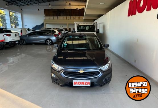 Autos - Chevrolet Prisma 2017 GNC 95000Km - En Venta