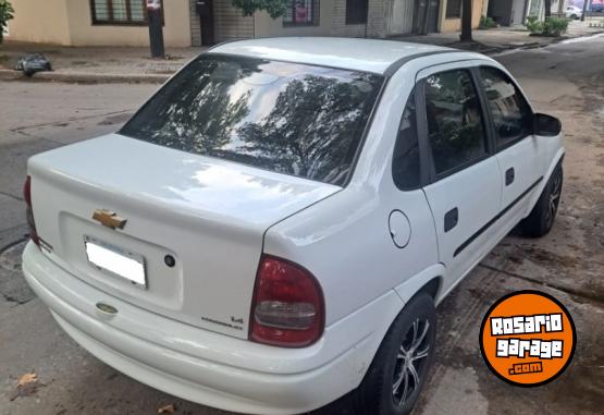 Autos - Chevrolet Corsa Classic LS 2010 Nafta 150000Km - En Venta