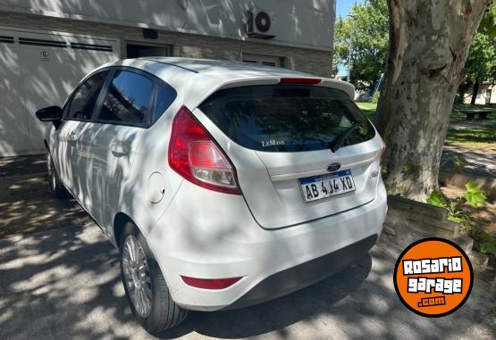 Autos - Ford Fiesta 2017 Nafta 130000Km - En Venta