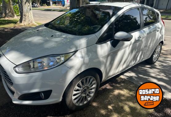 Autos - Ford Fiesta 2017 Nafta 130000Km - En Venta