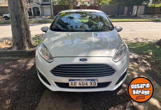 Autos - Ford Fiesta 2017 Nafta 130000Km - En Venta