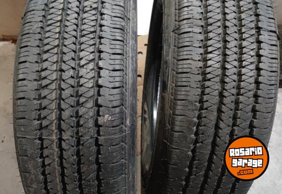 Accesorios para Autos - 245 65 17 *** 2 CUBIERTAS Bridgestone Dueler NUEVAS SIN PISAR $370.000 EL PAR. NO BAJO PRECIO - En Venta