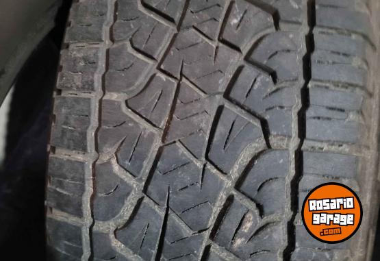 Accesorios para Autos - Cubiertas pirelli 265 65 17 - En Venta