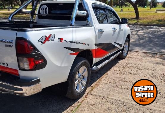 Camionetas - Toyota Hilux 4x4 2017 Diesel 126500Km - En Venta