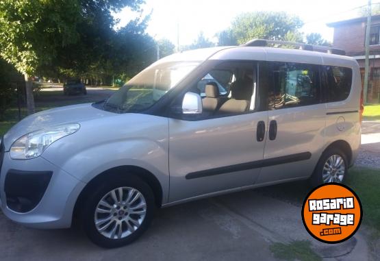 Utilitarios - Fiat DOBLO FAMILIAR 7 ASIENTOS 2014 GNC 200000Km - En Venta