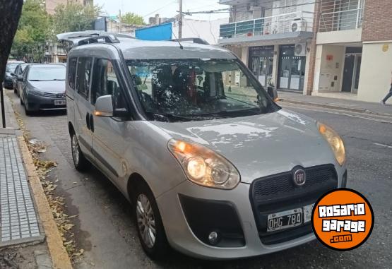 Utilitarios - Fiat DOBLO FAMILIAR 7 ASIENTOS 2014 GNC 200000Km - En Venta