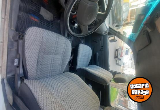 Camionetas - Toyota Hilux 1999 Diesel 390000Km - En Venta