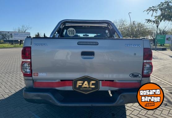 Camionetas - Toyota HILUX 2.5 DX PACK 2013 Diesel 150000Km - En Venta