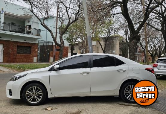 Autos - Toyota Corolla SEG AT 2017 Nafta 67500Km - En Venta