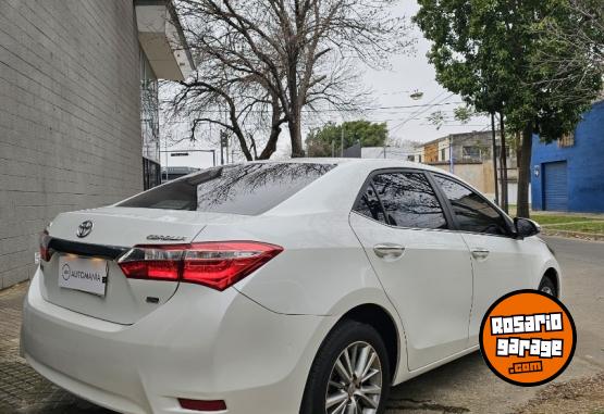 Autos - Toyota Corolla SEG AT 2017 Nafta 67500Km - En Venta