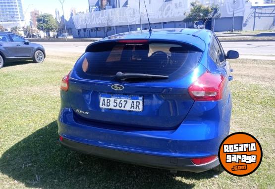 Autos - Ford FOCUS S 5 P 1.6 2017 Nafta 128000Km - En Venta