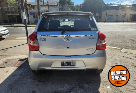 Autos - Toyota Etios xls 1.5 2015 Nafta 130000Km - En Venta