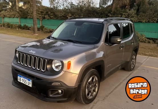 Camionetas - Chrysler Renegade sport plus A/T 2017 Nafta 120000Km - En Venta