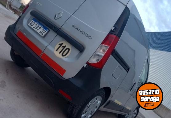 Utilitarios - Renault Kangoo 2 2018 Nafta 190000Km - En Venta