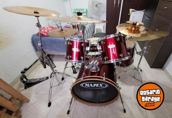 Instrumentos Musicales - Bateria Mapex 6 cuerpos, con platillos, fierros, banqueta, impecable - En Venta