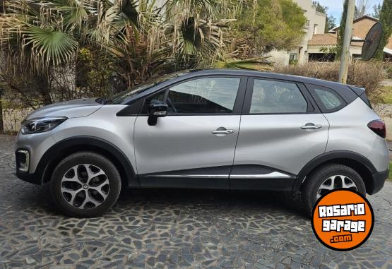 Autos - Renault CAPTUR ITEMS 2.0 2020 Nafta 43000Km - En Venta