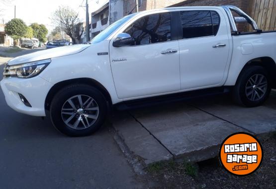 Camionetas - Toyota Hilux srx 4x4 automtica 2018 Diesel 27000Km - En Venta