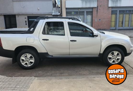 Camionetas - Renault Duster oroch 1.6 permuto 2020 Nafta 70000Km - En Venta