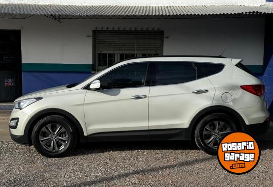 Camionetas - Hyundai Santa Fe 2013 Nafta 219000Km - En Venta