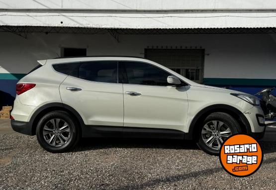 Camionetas - Hyundai Santa Fe 2013 Nafta 219000Km - En Venta