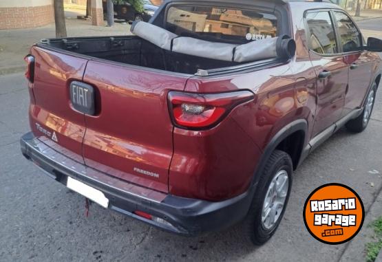 Camionetas - Fiat Toro Freedom 2017 Diesel 80000Km - En Venta