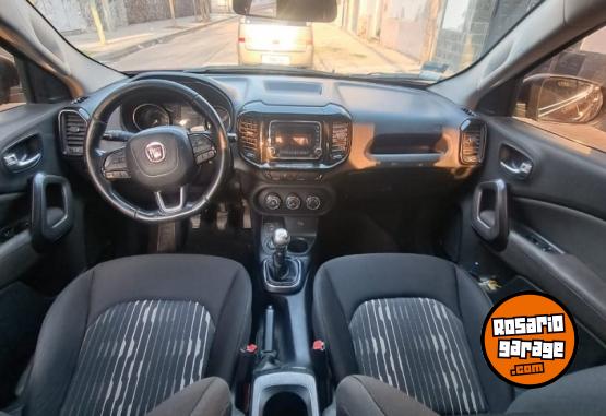 Camionetas - Fiat Toro Freedom 2017 Diesel 80000Km - En Venta