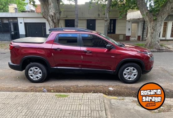 Camionetas - Fiat Toro Freedom 2017 Diesel 80000Km - En Venta