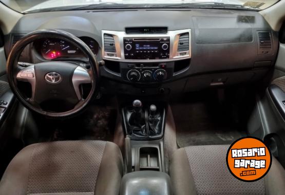 Camionetas - Toyota HILUX DC SR 3.0L 4X4 2015 2015 Diesel 230000Km - En Venta