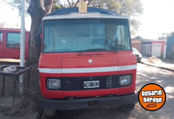 Camiones y Gras - Mercedes 608 - En Venta