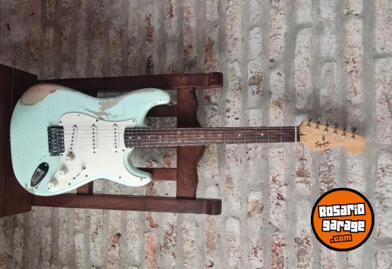 Instrumentos Musicales - Guitarra electrica Squier Bullet - En Venta