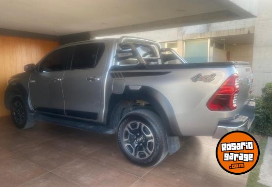 Camionetas - Toyota Hilux 2021 Diesel 80000Km - En Venta