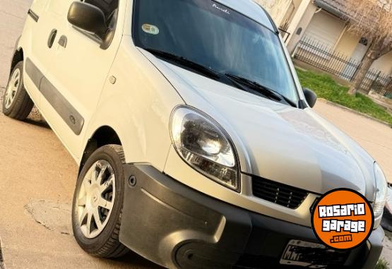 Utilitarios - Renault Kangoo 2013 GNC 94000Km - En Venta