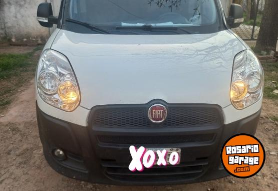 Utilitarios - Fiat Doblo cargo 2015 Nafta 208000Km - En Venta