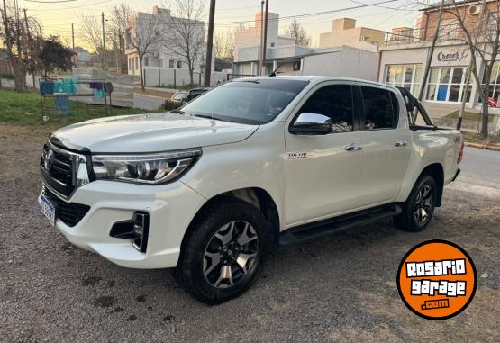 Camionetas - Toyota Hilux 2019 Diesel 121000Km - En Venta