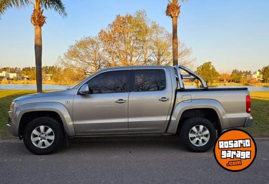 Camionetas - Volkswagen Amarok highline pack 2011 Diesel 147000Km - En Venta