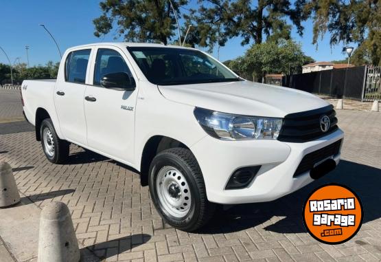 Camionetas - Toyota HILUX 2.4 DX 4X4 2024 Diesel 0Km - En Venta