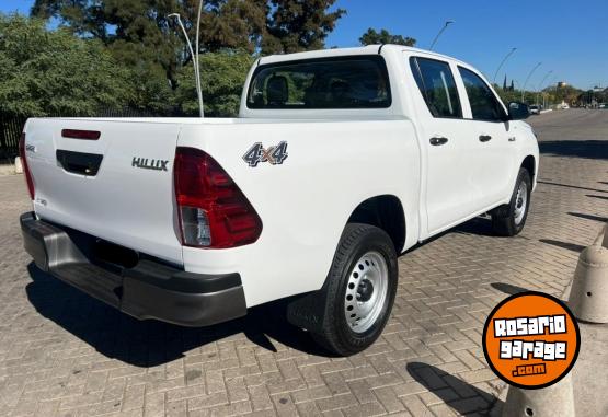 Camionetas - Toyota HILUX 2.4 DX 4X4 2024 Diesel 0Km - En Venta