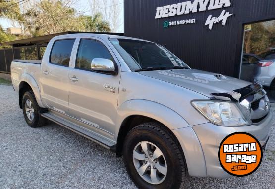 Camionetas - Toyota HILUX SRV 3.0 TDI CUERO 2009 Diesel 200000Km - En Venta