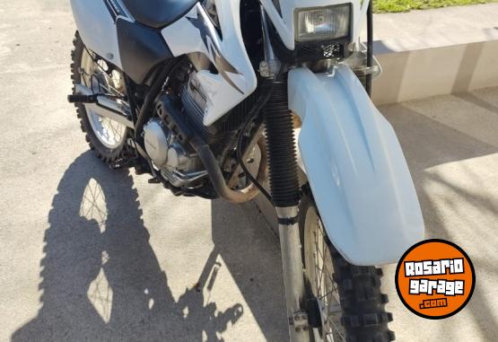 Motos - Honda XR Tornado 2016 Nafta 19000Km - En Venta