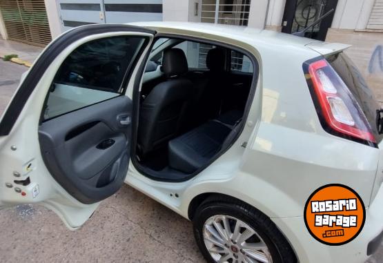 Autos - Fiat Punto dualogic 2017 Nafta 75000Km - En Venta