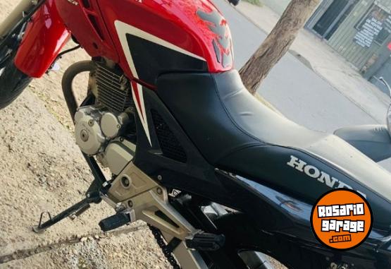 Motos - Honda Twister 250 2014 Nafta 36000Km - En Venta