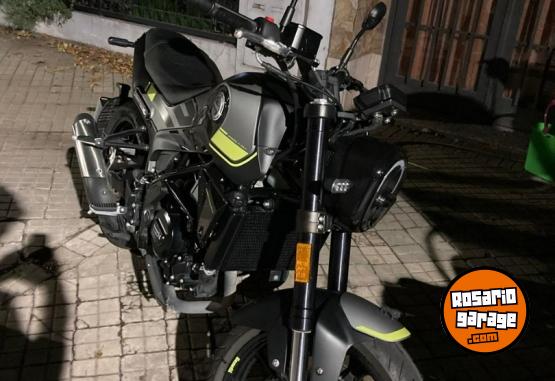 Motos - Benelli Leoncino 250 2021 Nafta 6500Km - En Venta