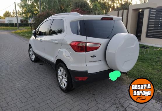 Autos - Ford Ecosport Titanium 1.6 2015 Nafta 140000Km - En Venta