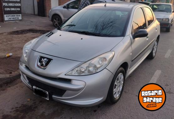 Autos - Peugeot 207 2012 Nafta 150000Km - En Venta