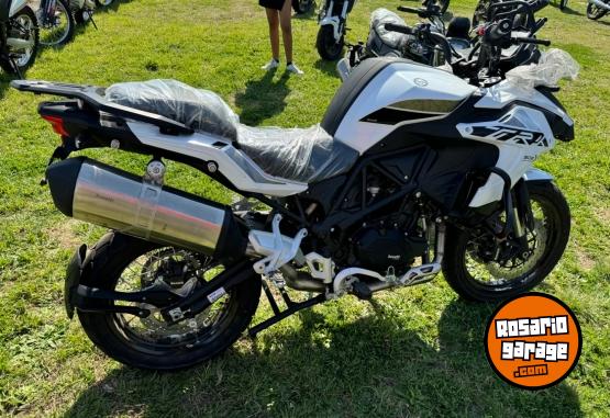 Motos - Benelli TRK 502 X 2024 Nafta 0Km - En Venta