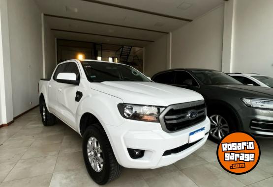 Camionetas - Ford Ranger 3.2 XLS 2021 Diesel 70000Km - En Venta