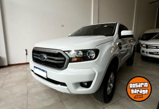 Camionetas - Ford Ranger 3.2 XLS 2021 Diesel 70000Km - En Venta