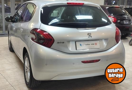 Autos - Peugeot 208 ALLURE 2019 Nafta 125200Km - En Venta